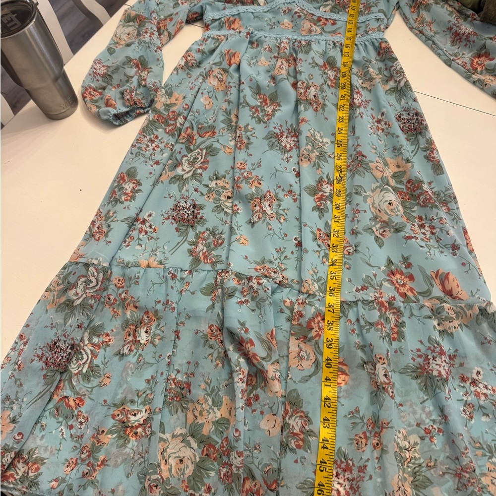 Floral V-Neck Blue Dress - Picture 3 of 4